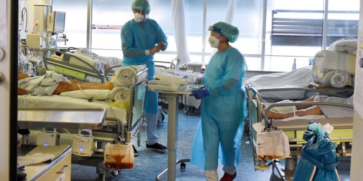 عودة كابوس كورونا.. “إيريس” قد يبلغ ذروته في الشتاء