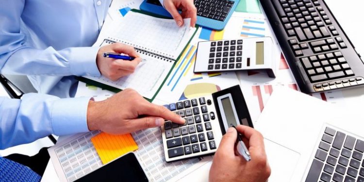 تراجع الثقة بالخدمات المالية في تركيا