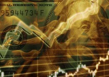 كيف استقبل الدولار واليورو في تركيا قرار رفع الفائدة؟