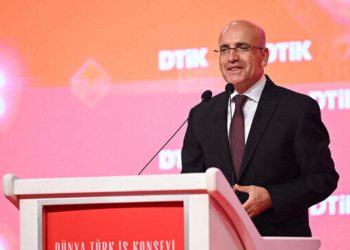 وزير المالية التركي: عازمون على محاربة التضخم