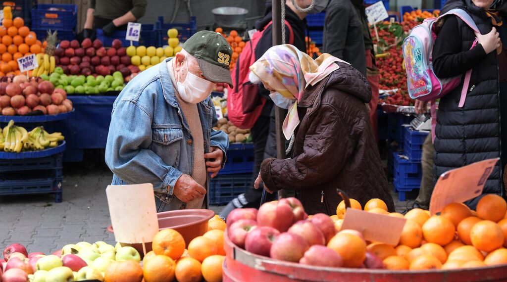 ارتفاع حد الفقر في تركيا إلى 41,000 ليرة تركية
