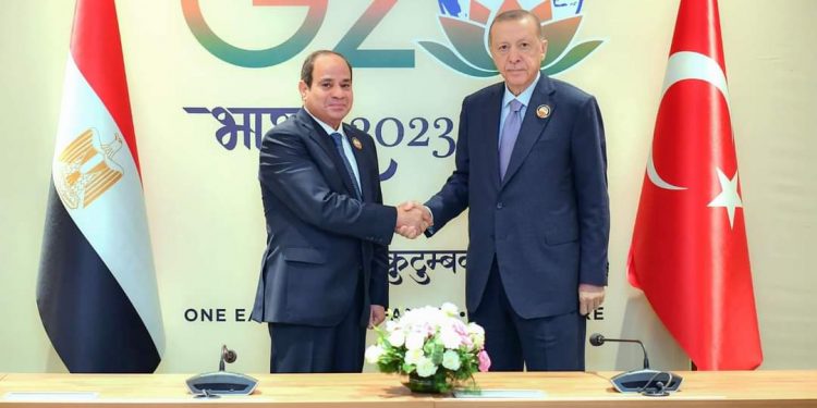 أردوغان والسيسي يلتقيان على هامش قمة مجموعة العشرين