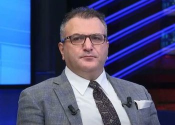 صحفي تركي: اقتصادنا نجا بفضل اللاجئين