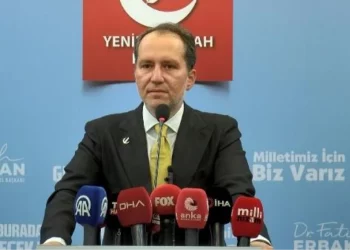 فاتح أربكان ينتقد البرنامج الاقتصادي لحكومة أردوغان