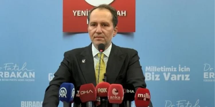 فاتح أربكان ينتقد البرنامج الاقتصادي لحكومة أردوغان