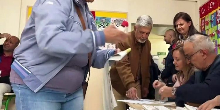 تركيا.. المستقبل والسعادة يعلنان التحالف في الانتخابات البلدية