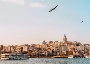 إسطنبول تستقبل 11 مليون سائحًا أجنبيًا