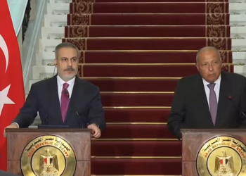 وزير الخارجية التركي من مصر: نرفض تهجير سكان غزة