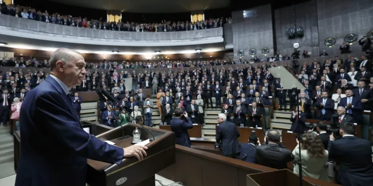 أردوغان: إسرائيل تتصرف كتنظيم مسلح وليس دولة