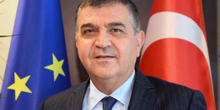 مندوب أردوغان بالاتحاد الأوروبي: تركيا أكثر الدول المرشحة أهمية لأوروبا