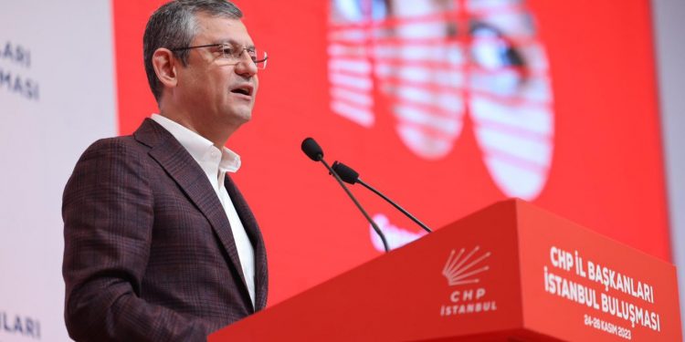 أوزجور أوزال: لا تغيير في المرشحين لانتخابات البلديات