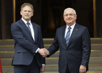 اتفاق دفاع تاريخي بين تركيا والمملكة المتحدة