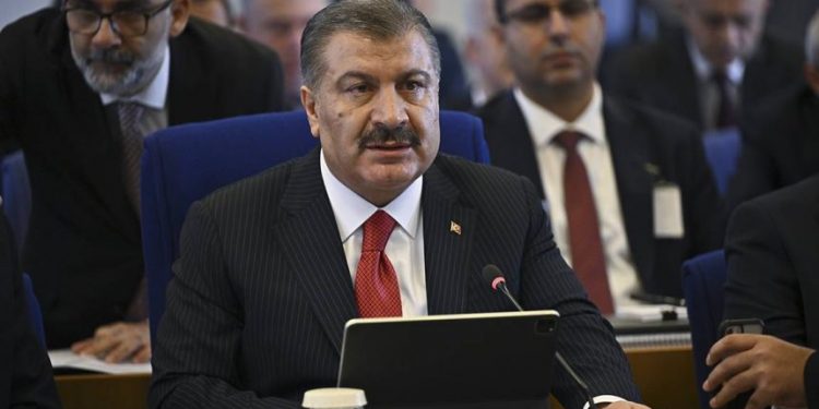 برلماني تركي: مستشفى وزير الصحة يحصل على 5.9 مليون ليرة دعم!