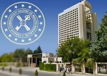 وزارة المالية التركية تقترض 18.6 مليار ليرة