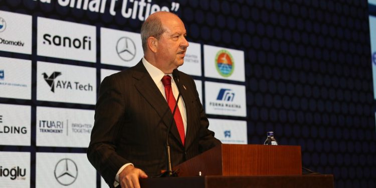 زعيم قبرص التركية: على الاتحاد الأوروبي دعم حل الدولتين