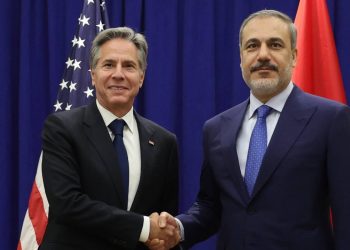 فيدان يطالب بالتصرف في صفقة F-16 وفق مبادئ الناتو