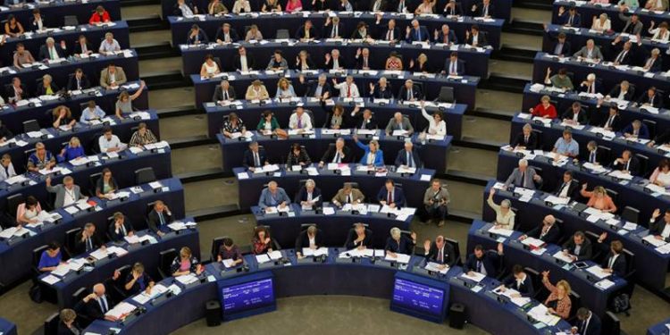 استطلاع: معارضة واسعة في 6 دول لعضوية تركيا في الاتحاد الأوروبي