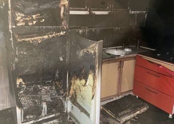 وفاة مسنة تركية مصابة بالزهايمر بعد إشعالها الحطب في الثلاجة!