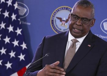 وزير الدفاع الأمريكي يحذر إسرائيل من هزيمة إستراتيجية