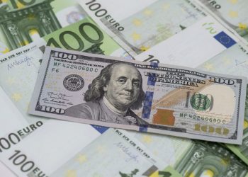 المركزي التركي: الدولار يسجل 40 ليرة نهاية العام