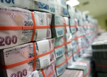 تركيا تسجل عجزًا قياسيًا في الموازنة