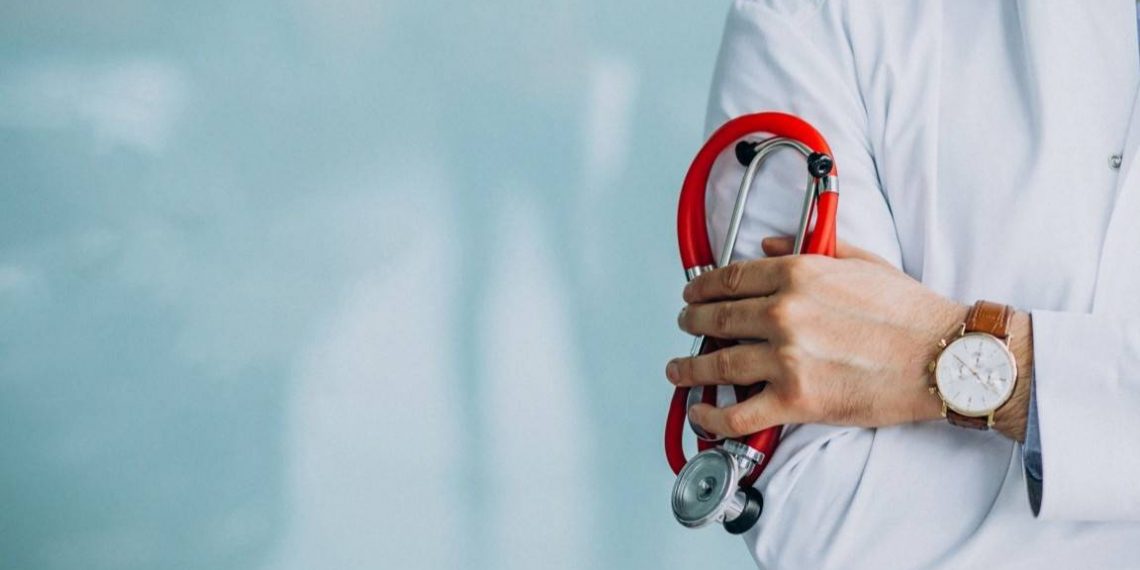 برلماني: 1000 طبيب تركي يغادرون البلاد بعام واحد!