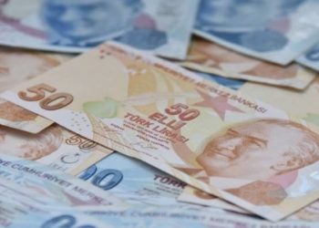 الحكومة التركية تقترض 31.6 مليار ليرة