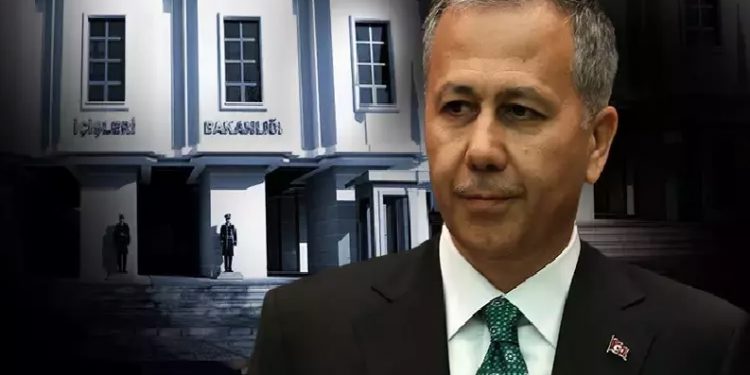 وزير الداخلية التركي: 56 ألف مهاجرا نقلوا لمراكز الترحيل