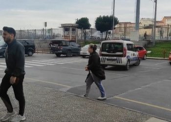 تركيا.. تترك رضيعها بجوار حاوية القمامة!