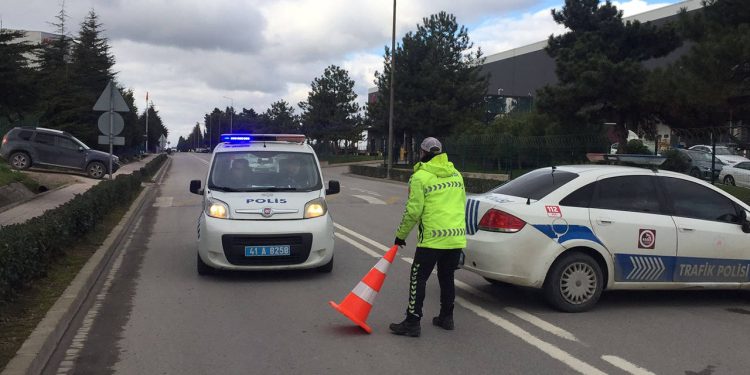 احتجاز رهائن بمصنع أمريكي في تركيا