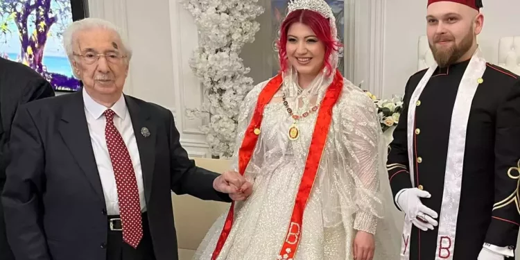 زواج السلطانة العثمانية بيرنا سلطان عثمان أوغلو