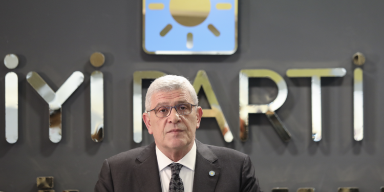 موساوات درويش أوغلو رئيسا جديدا لحزب الجيد