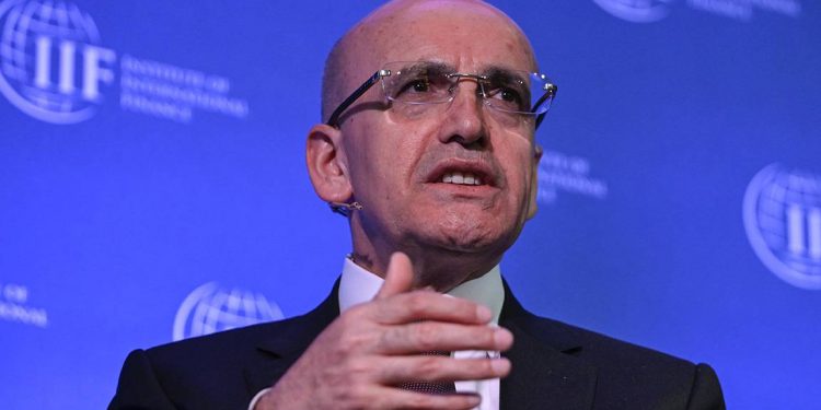 وزير المالية التركي: التضخم سينخفض لرقم واحد بحلول 2026