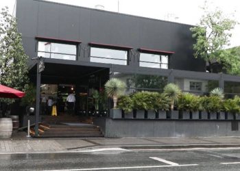 مطعم الشيف نصرت يتعرض لهجوم مسلح