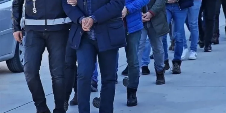 تركيا.. اعتقال 2000 مهاجرًا خلال عطلة العيد