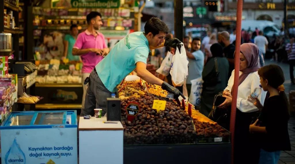 تركيا رابع دولة على العالم في التضخم النقدي