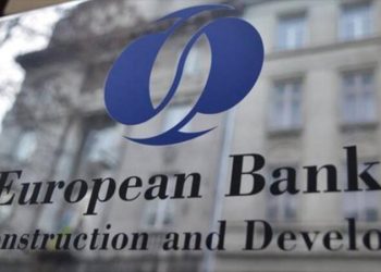 البنك الأوروبي يتوقع نمو الاقتصاد التركي بنسبة 2.7%