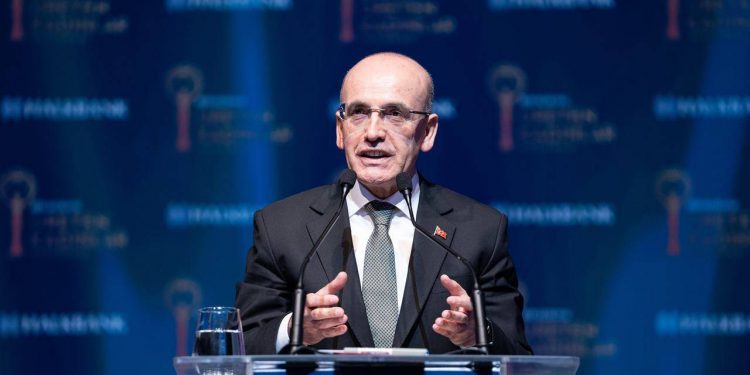 وزير المالية التركي: عدالة توزيع الدخل مستحيلة دون استقرار الأسعار