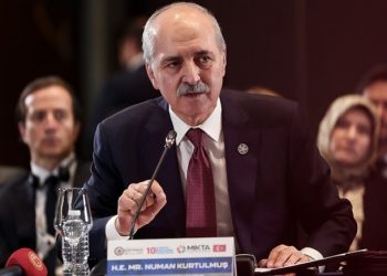 رئيس البرلمان التركي يدافع عن هجرة السوريين إلى تركيا