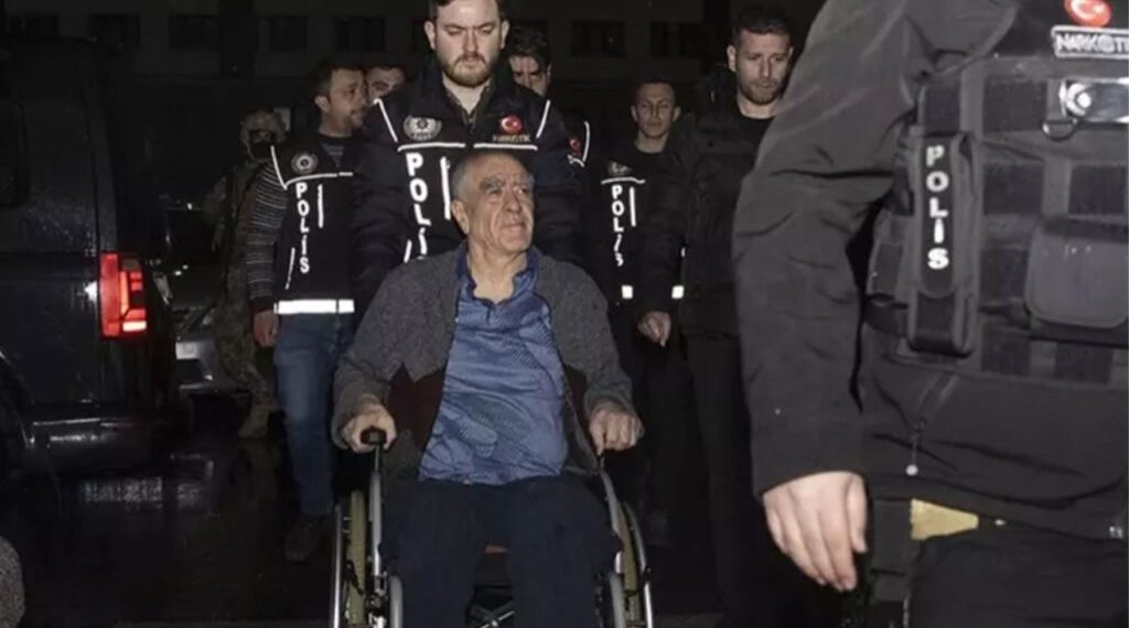 3 شركات رخام يملكها نجل زعيم مافيا تطلب تسوية إفلاس