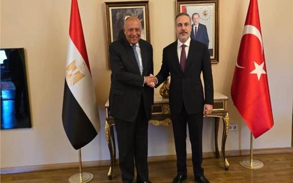 وزير خارجية مصر: نترقب زيارة وزير الخارجية التركي
