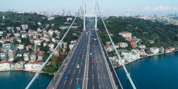 رسوم عبور الجسور الأعلى زيادة في إسطنبول
