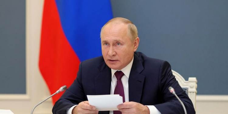 بوتين: اقتصاد روسيا ينمو رغم العقوبات