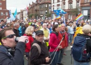 مظاهرات في ألمانيا ضد إرسال الأسلحة إلى أوكرانيا