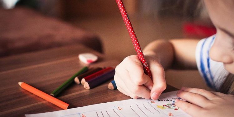 400 % زيادة في أسعار الكتب المدرسية في تركيا