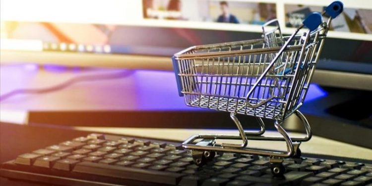 تركيا.. غرامات ضخمة على 40 شركة تجارة إلكترونية