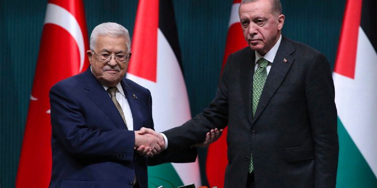 الرئيس الفلسطيني يزور تركيا قريباً