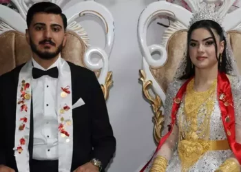 تقديم 3 كغ ذهب و4 ملايين ليرة لعروسين في ولاية فان التركية