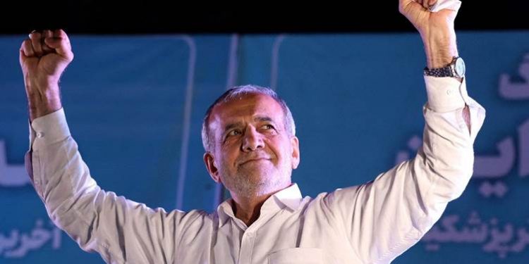 الرئيس الإيراني الجديد: أنا تركي وأفتخر بأني تركي