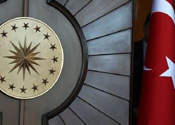 الأتراك يختارون منصور يافاش مرشحا للرئاسة بأحدث استطلاع